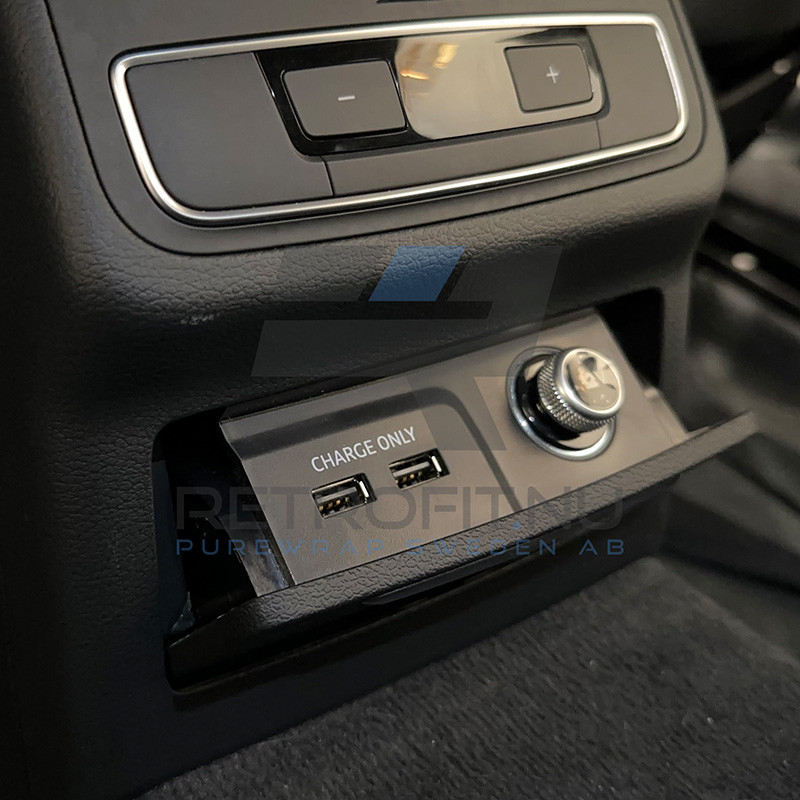 Audi A5 F5 Dobbelt USB-oplader bag Retrofit.nu 1 - Retrofit.nu - Shop 